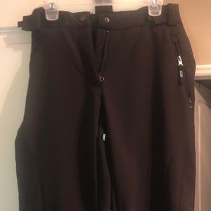 Women’s snow pants